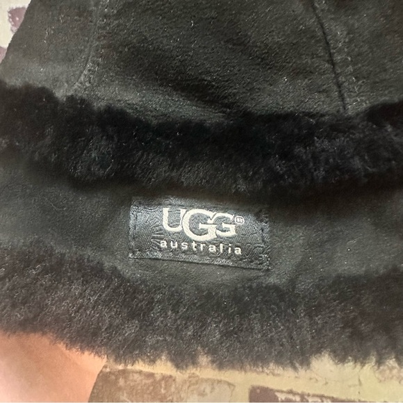 UGG Women\'s Black Dark Bucket Hat main image 6